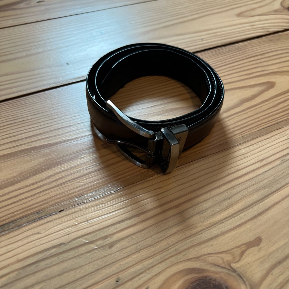 Dockers Reversible Black/Brown Belt Size 32